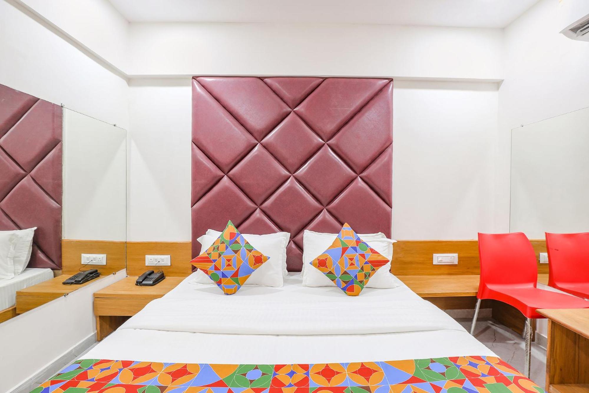 Fabhotel Crystal I - Gandhinagar Luaran gambar