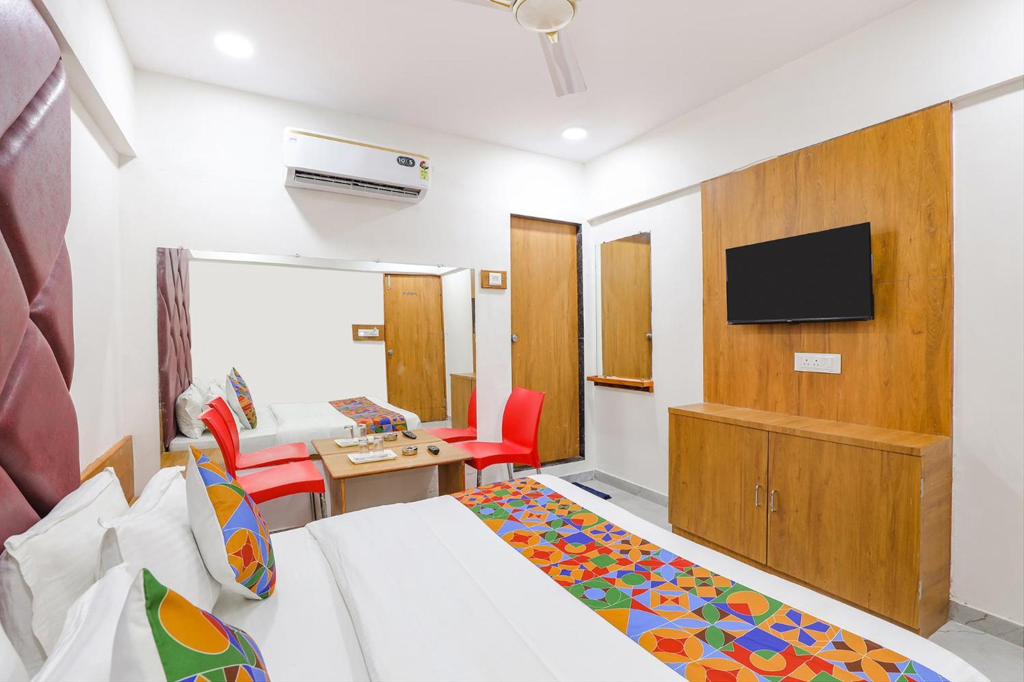 Fabhotel Crystal I - Gandhinagar Luaran gambar
