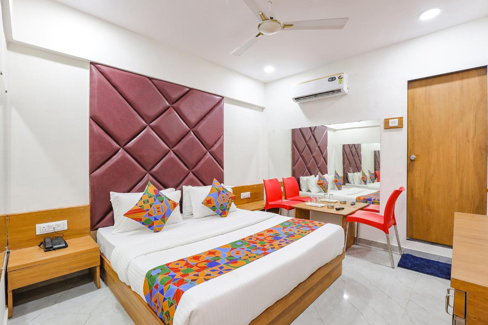 Fabhotel Crystal I - Gandhinagar Luaran gambar