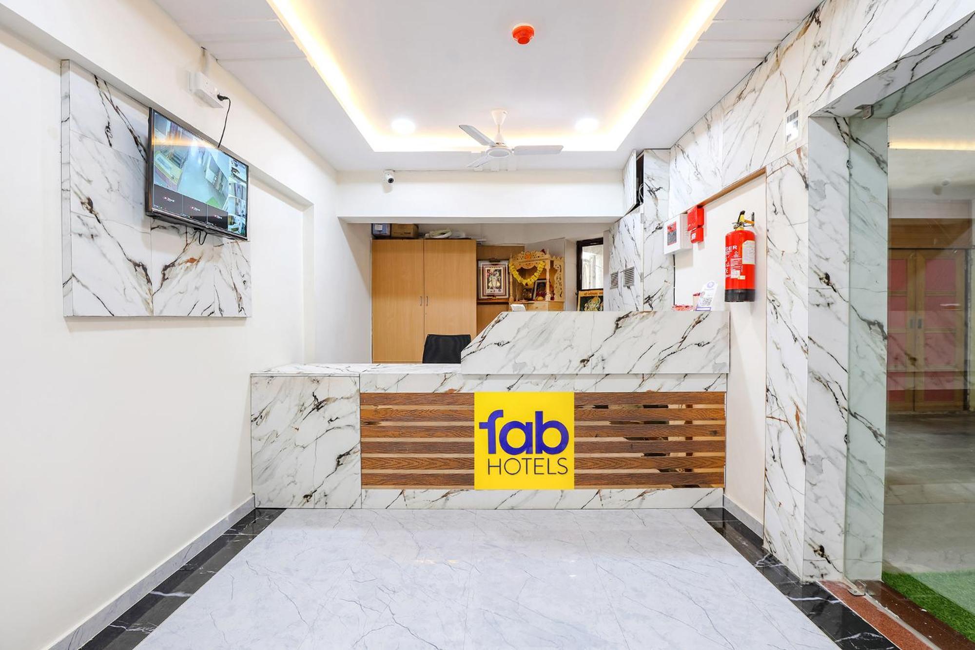 Fabhotel Crystal I - Gandhinagar Luaran gambar