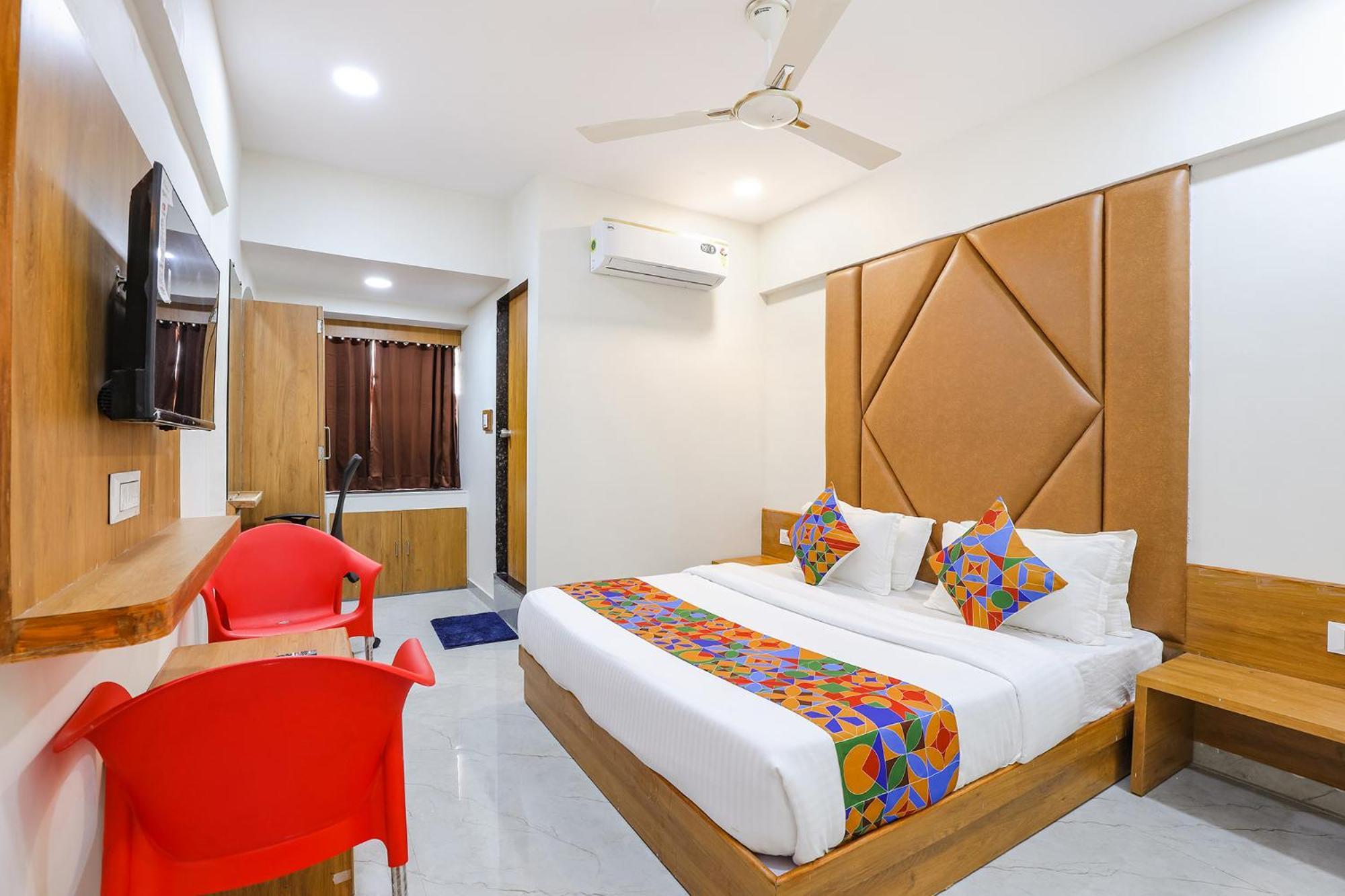 Fabhotel Crystal I - Gandhinagar Luaran gambar